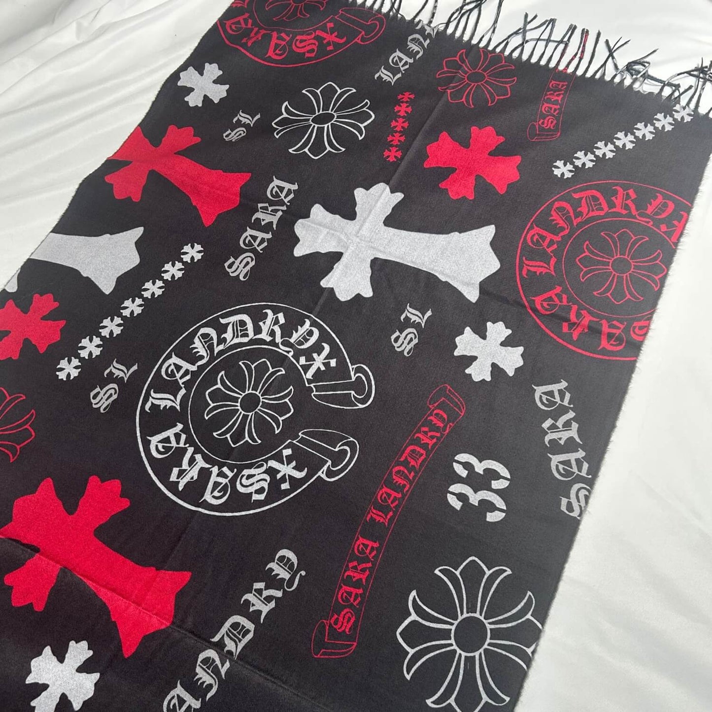 "Chrome Priestess" - REVERSIBLE PASHMINA (Black/Crimson)