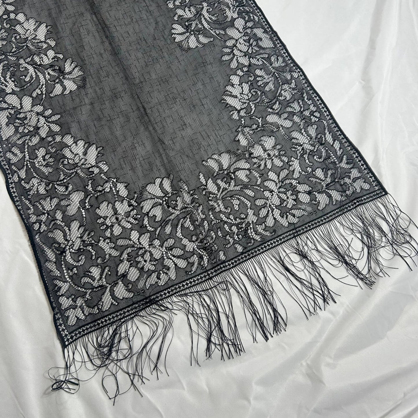 "Open Knit Paisley" - Reversible Pashmina